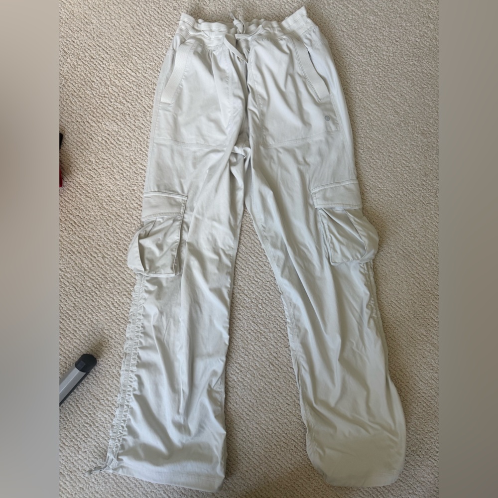 Lululemon Dance Studio Relaxed-Fit Mid-Rise Cargo Pant in Stone